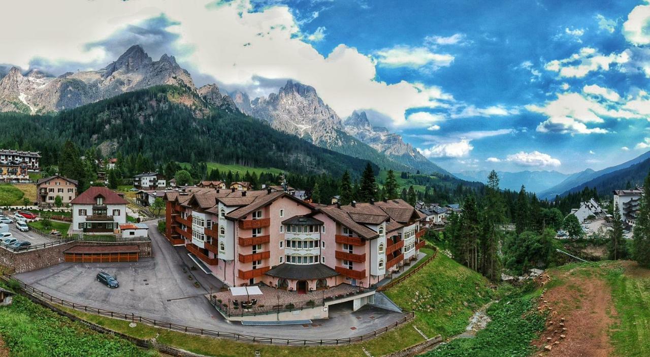 Residence Pez Gajard San Martino Di Castrozza Exterior photo